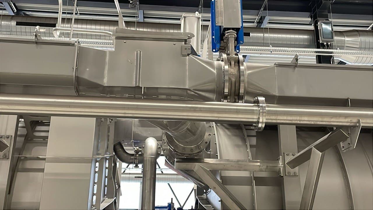 Metal structure assembly
